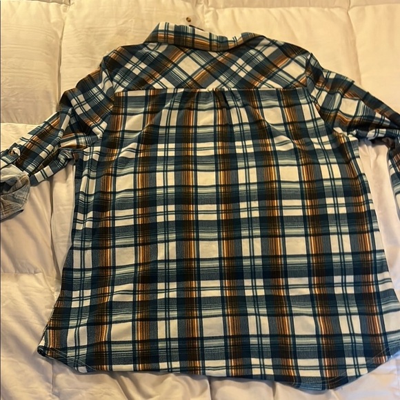 Blue and Brown Button Down Shirt with Classic Plaid Design - Picture 6 of 8